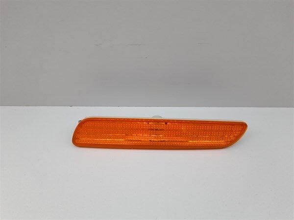 VOLVO V40 ÇAMURLUK SİNYALİ SOL ÖN - SAĞ ARKA 2001-2004