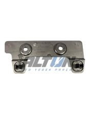 Cam Trim Braketi Sağ Ön Volvo XC40
